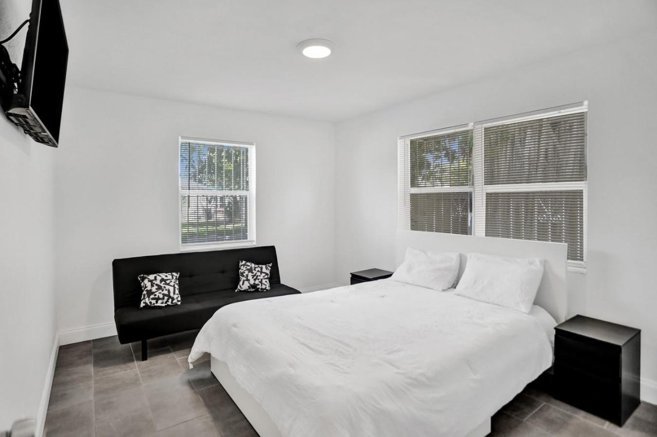 2 Bedroom Holiday Retreat West Palm Beach Art Exterior foto