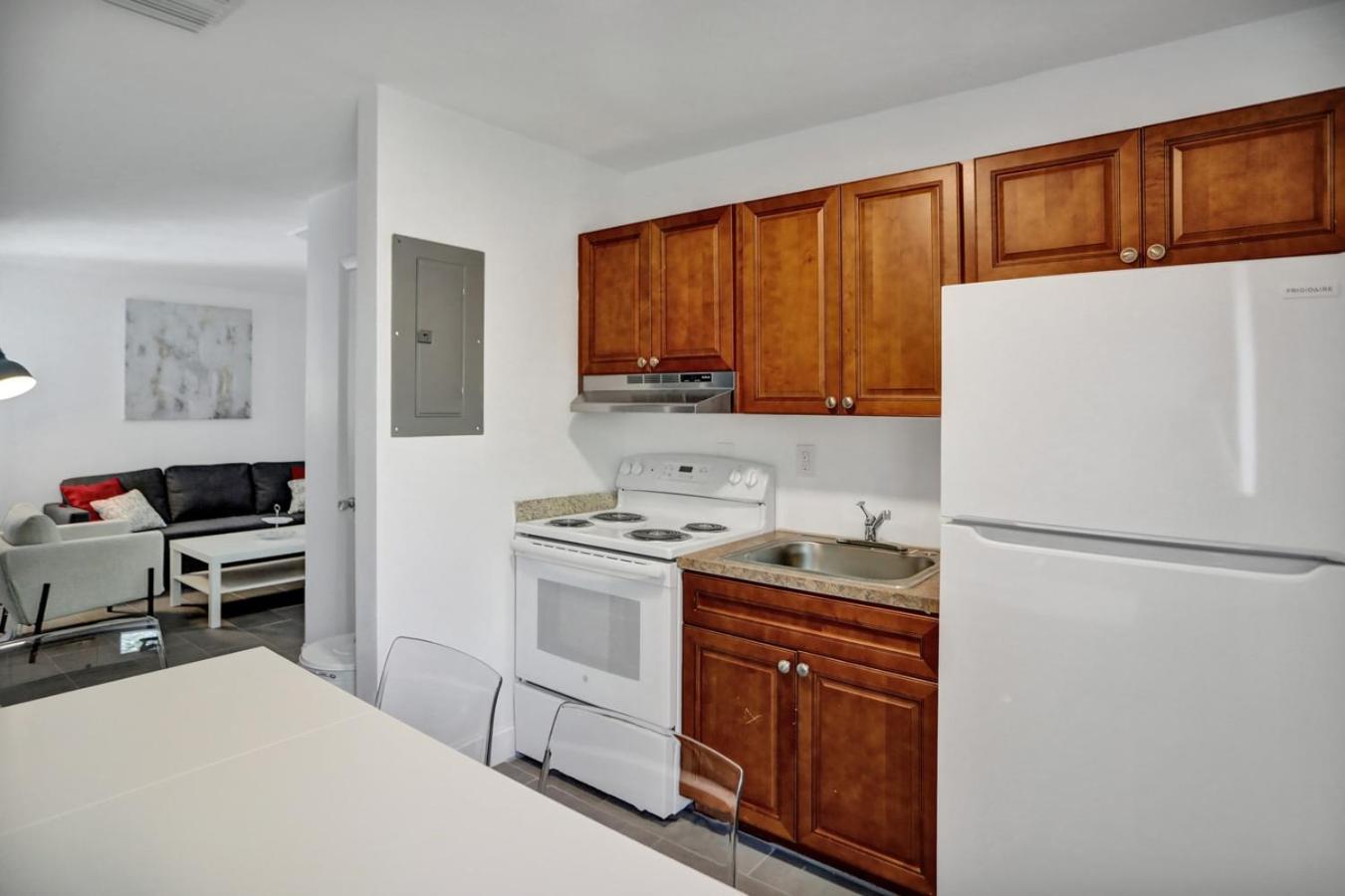 2 Bedroom Holiday Retreat West Palm Beach Art Exterior foto